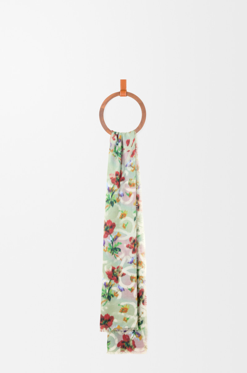Loewe Scarf in cashmere and silk outlook
