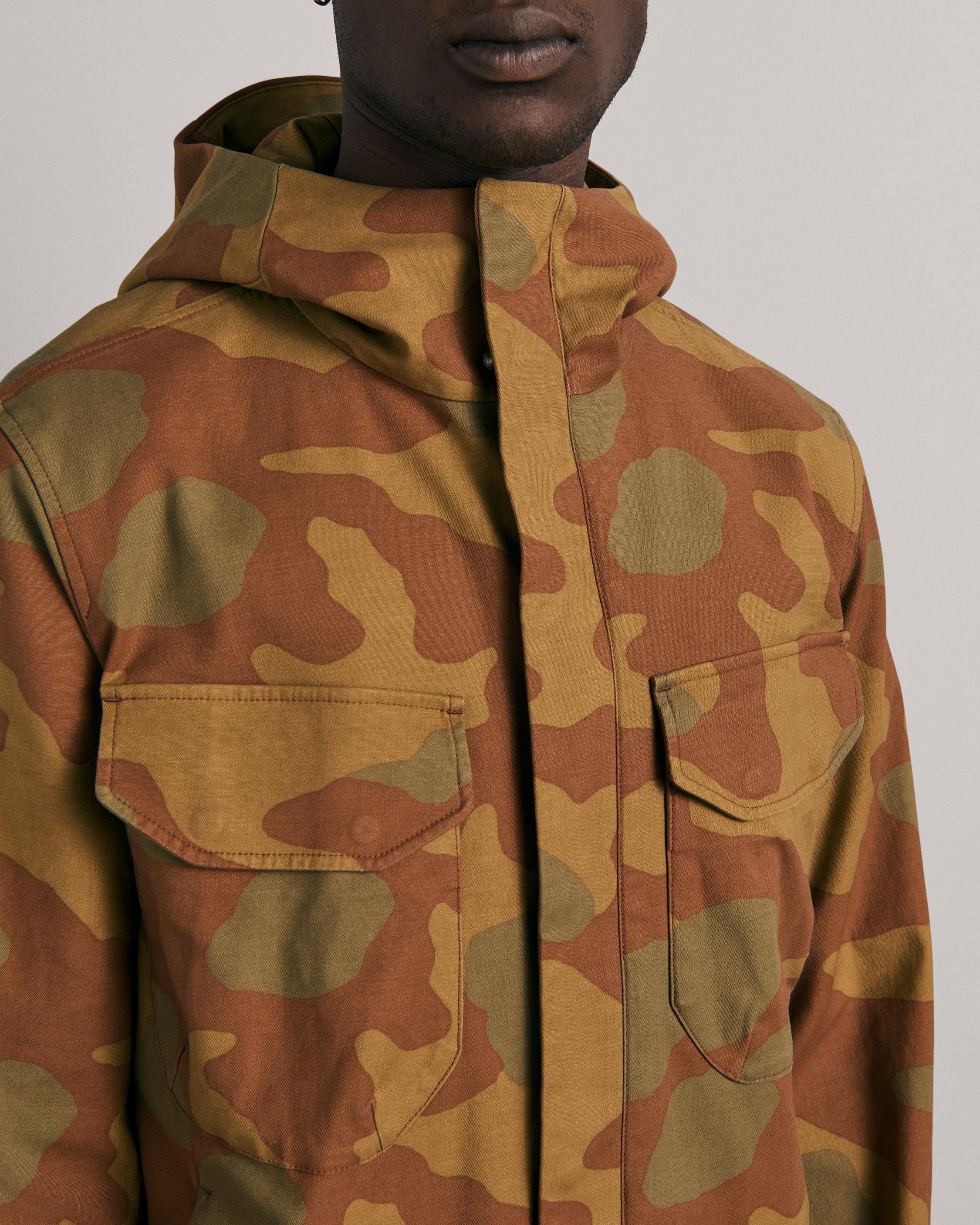 Military Tactic Peached Cotton Jacket
Relaxed Fit Jacket - 6