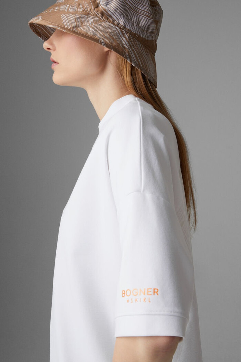 Page T-shirt in White 4