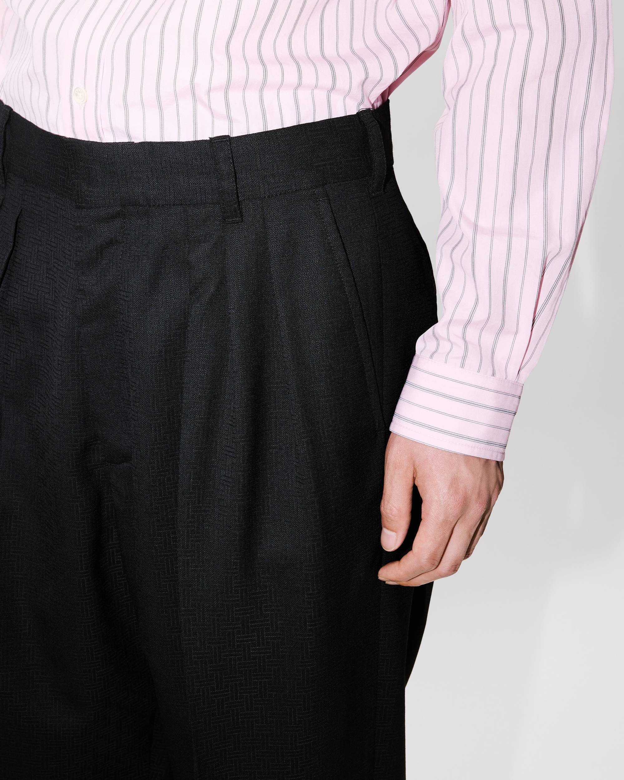 'KENZO Weave' pleated tailored pants in wool jacquard - 6