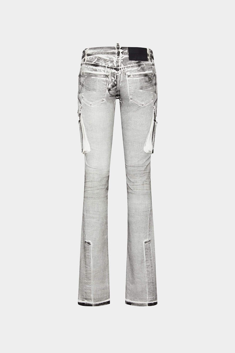 DSQUARED2 ICON WHITE COAL WASH TRUMPET JEANS outlook