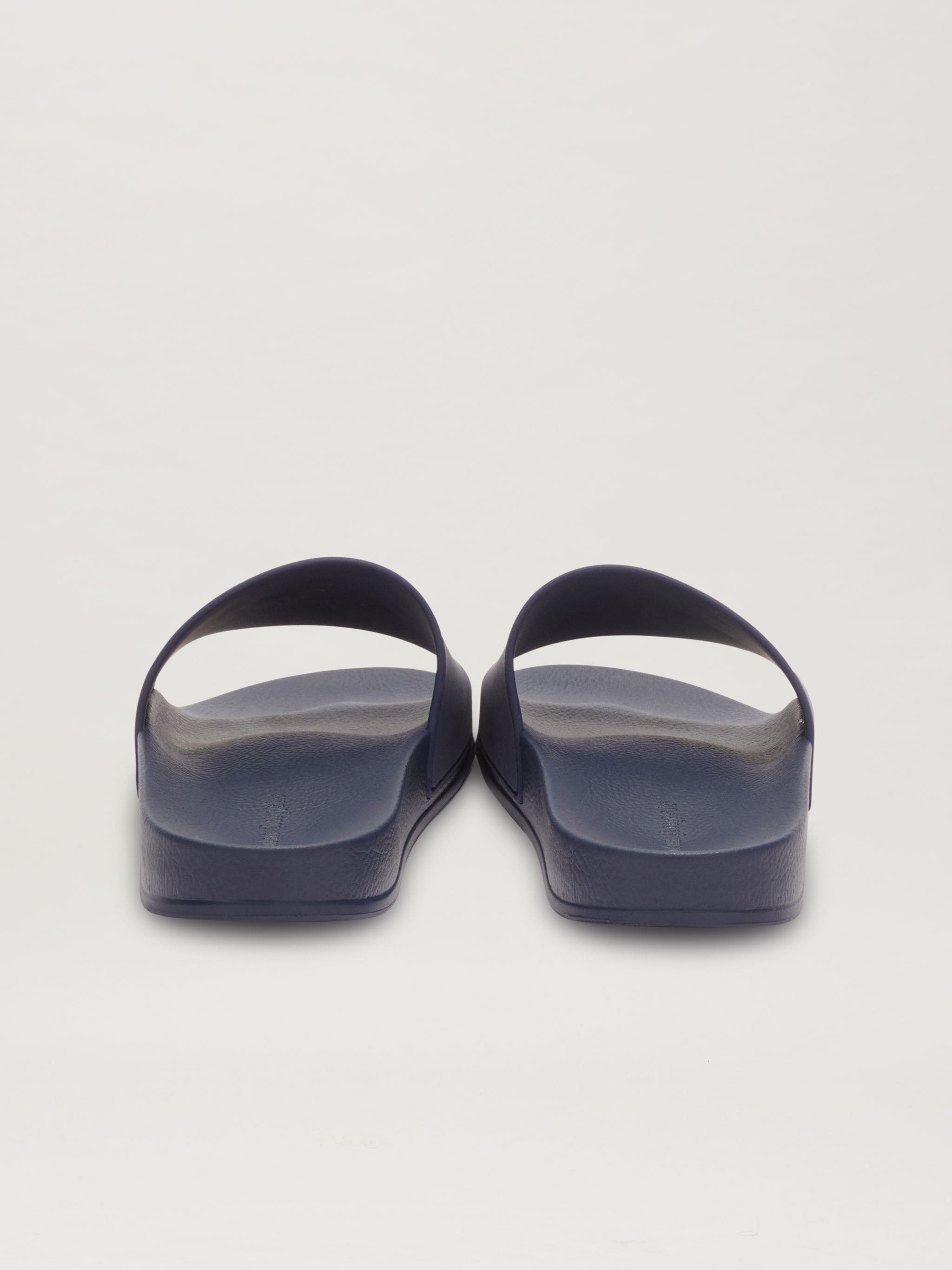 Monogram Pool Slider - 3