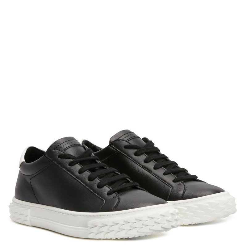 Giuseppe Zanotti Ecoblabber outlook