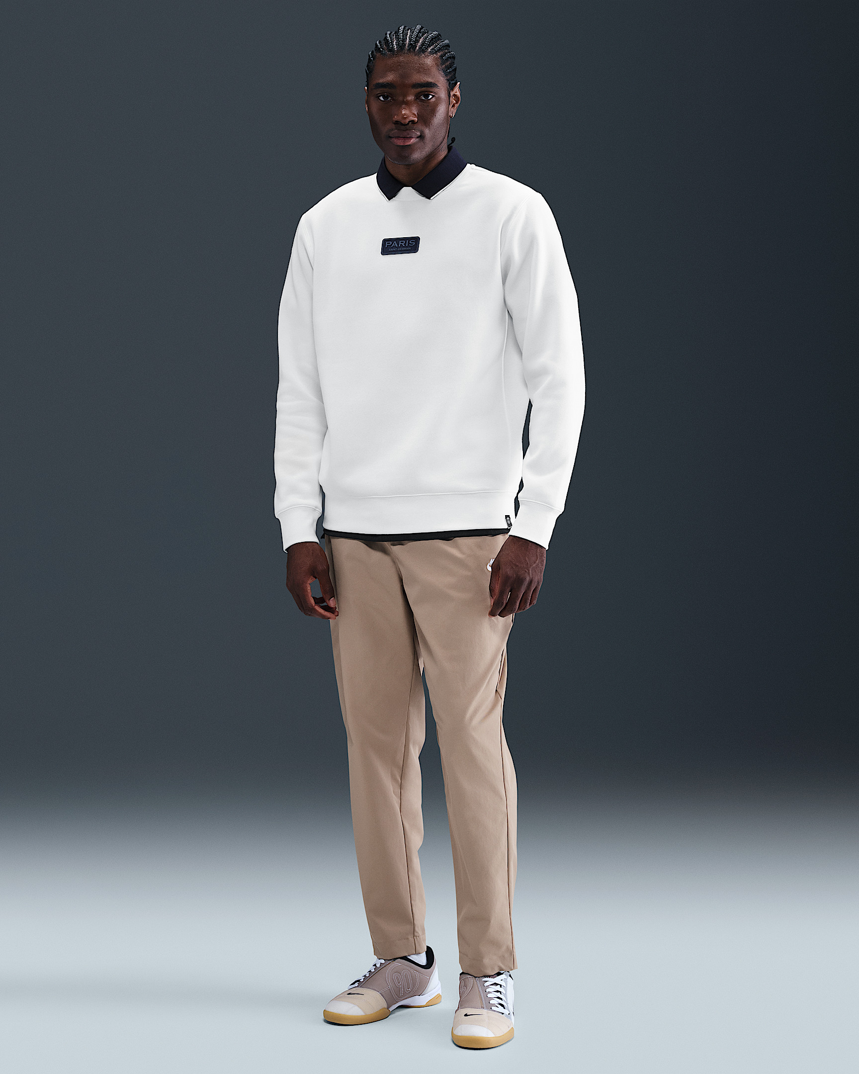 Paris Saint-Germain Club Men's Nike Soccer Crew-Neck Sweatshirt - 4