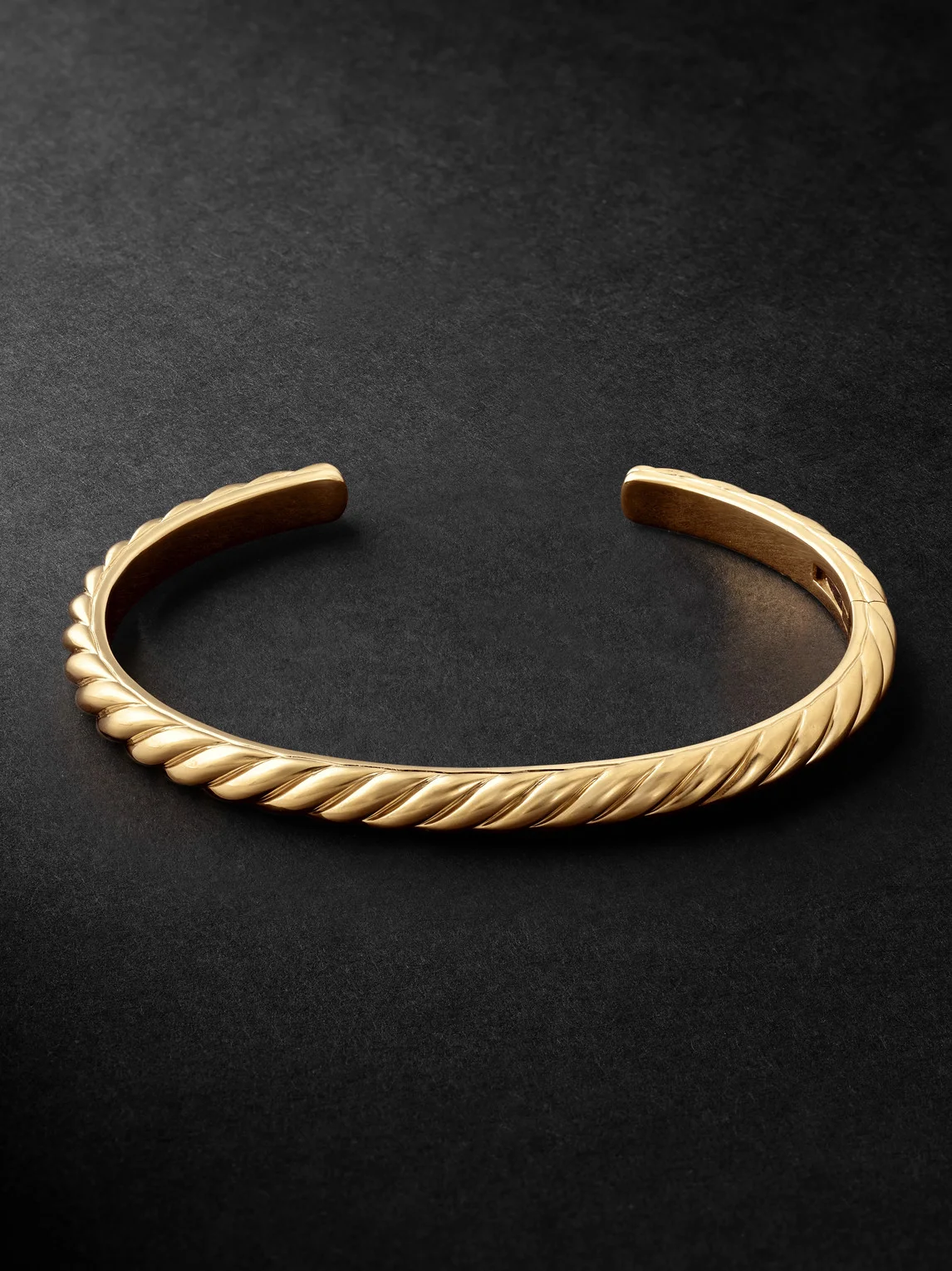 Sculpted Cable 18-Karat Gold Cuff - 1