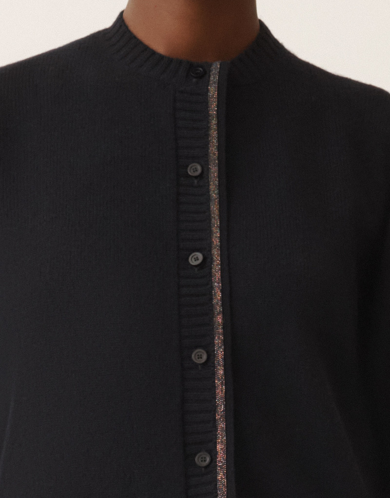 Cardigan in Platinum 5