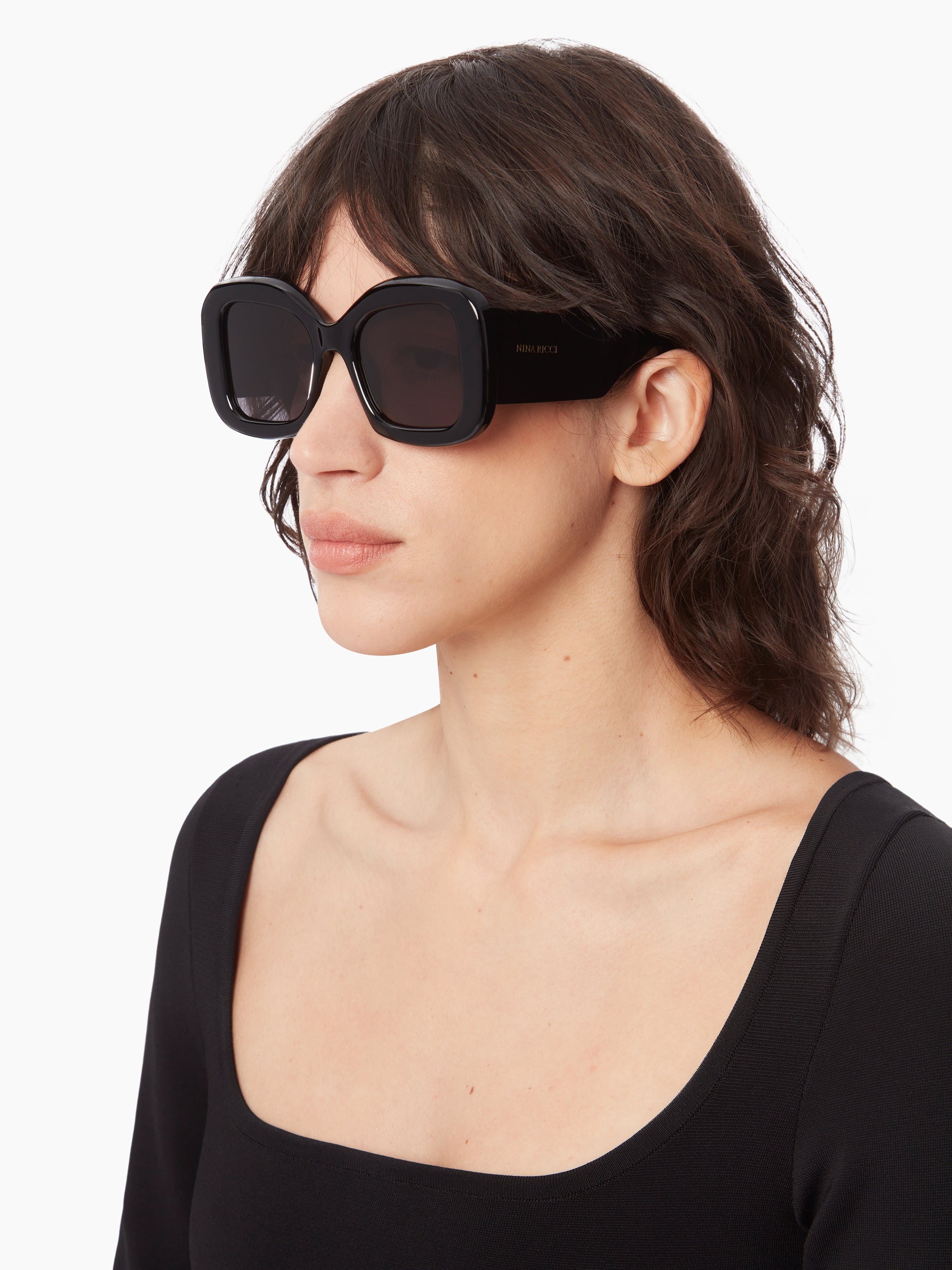 Full Moon oversize shiny black Sunglasses - 3