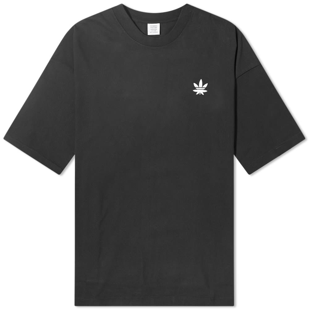 VETEMENTS Maria Logo Tee - 1