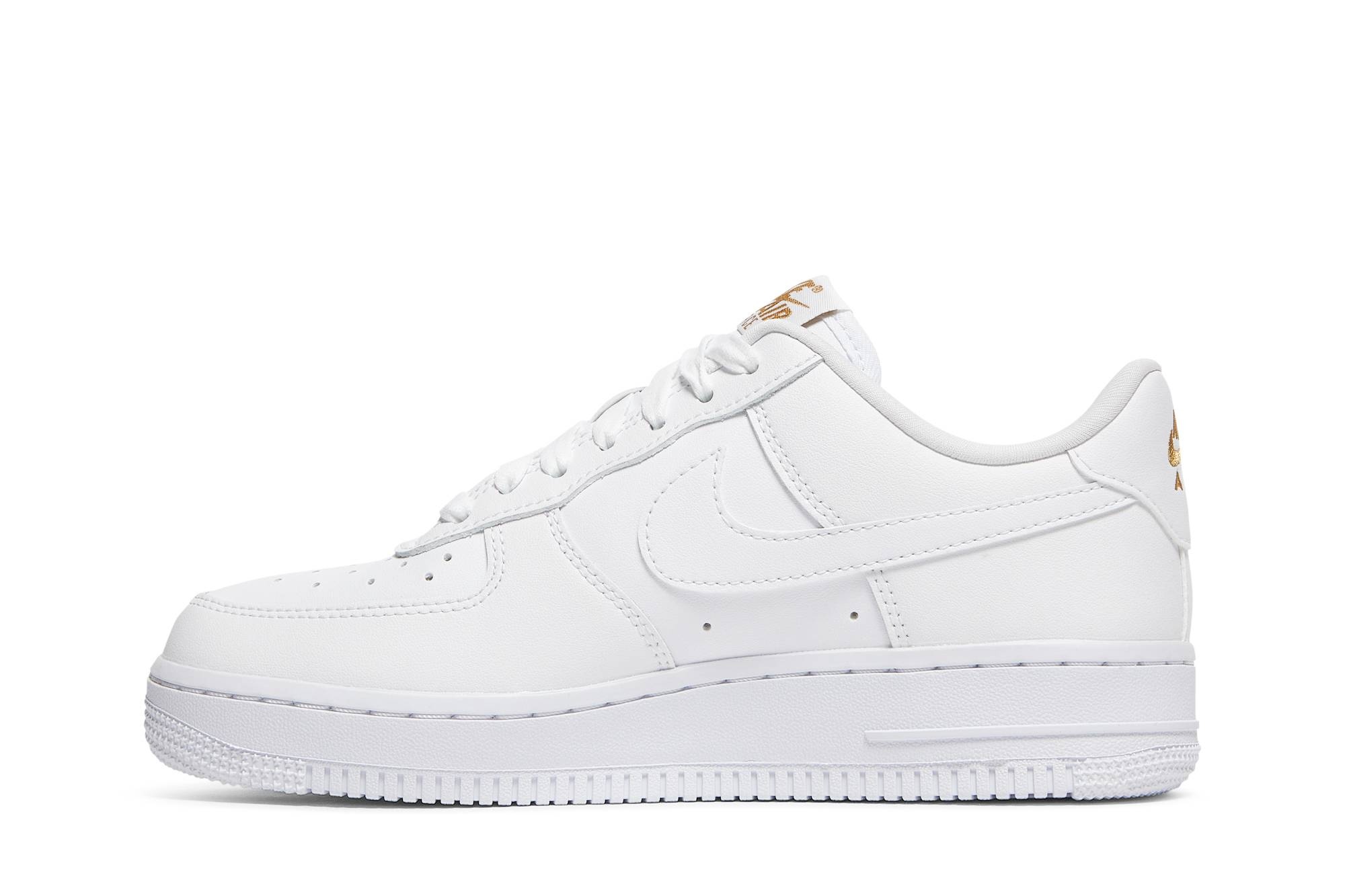 Wmns Air Force 1 '07 LX 'Lucky Charms' - 3