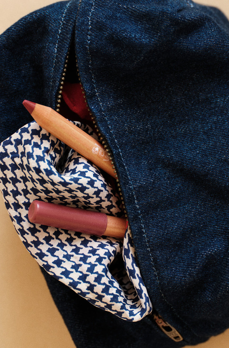 Touch Up Bag 4