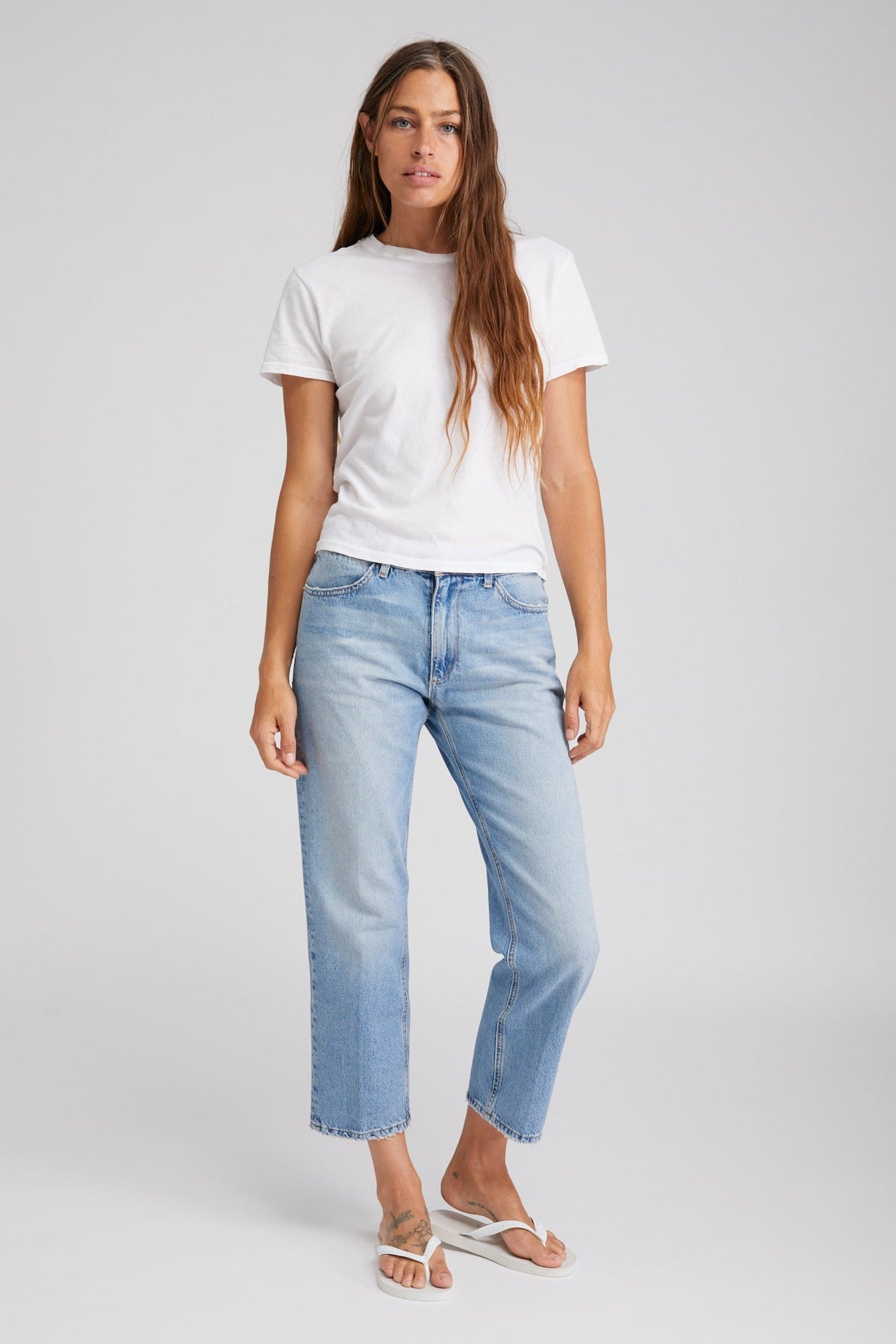VICTORIA CROPPED STRAIGHT LEG DENIM - 3