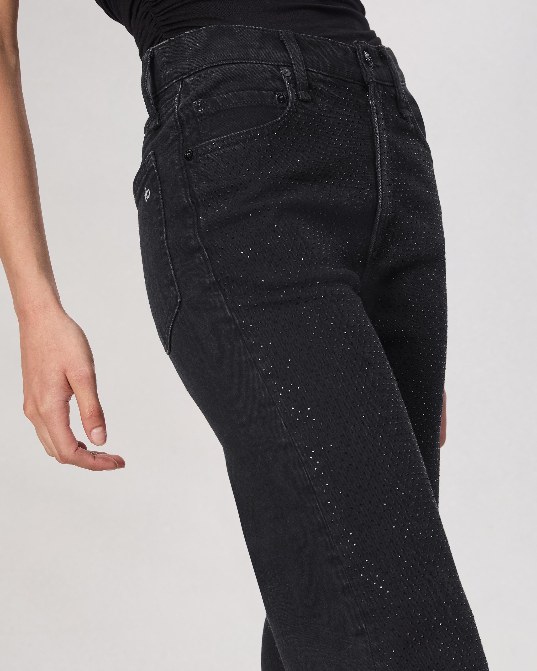 Harlow Straight Jean
Vintage Stretch Denim - 6