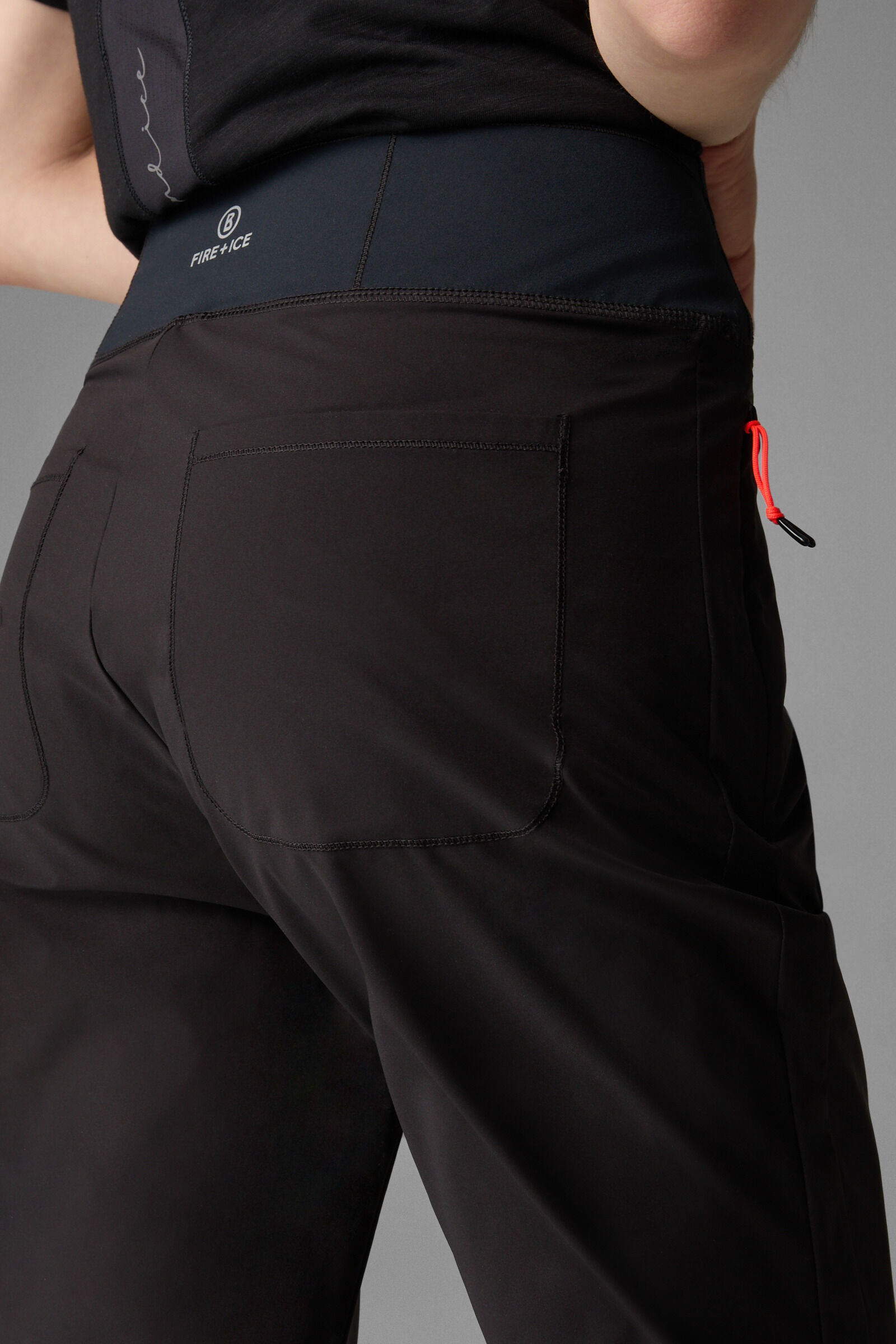 Joyce Functional pants in Black - 6