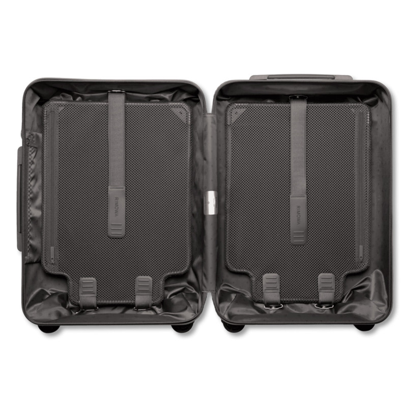 Essential Sleeve Cabin 5