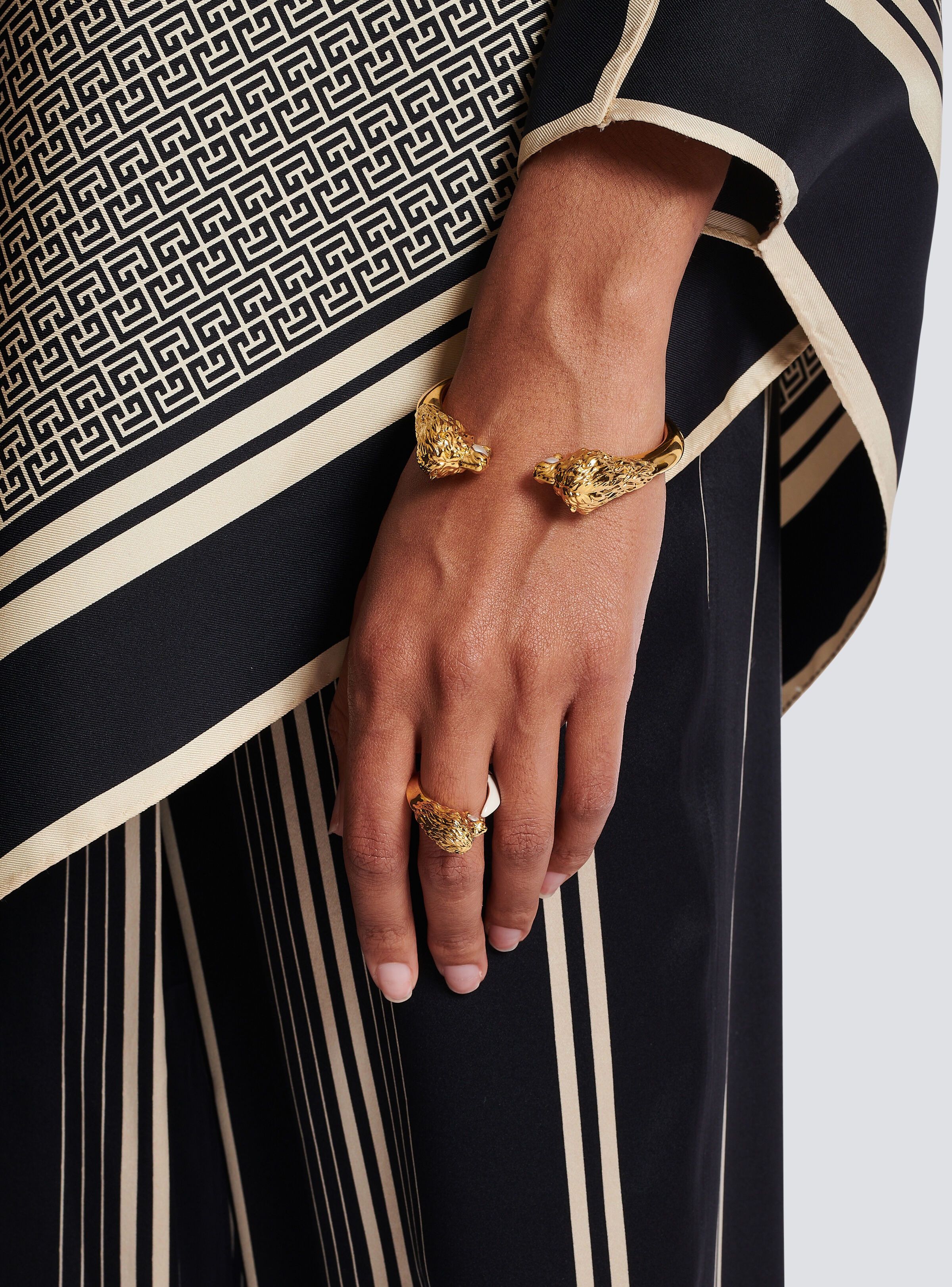 Lion ring - 5
