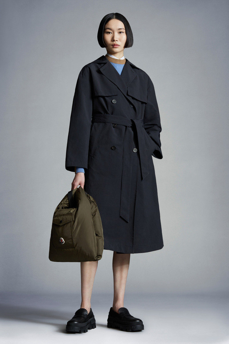 Moncler New Legere Medium Tote outlook
