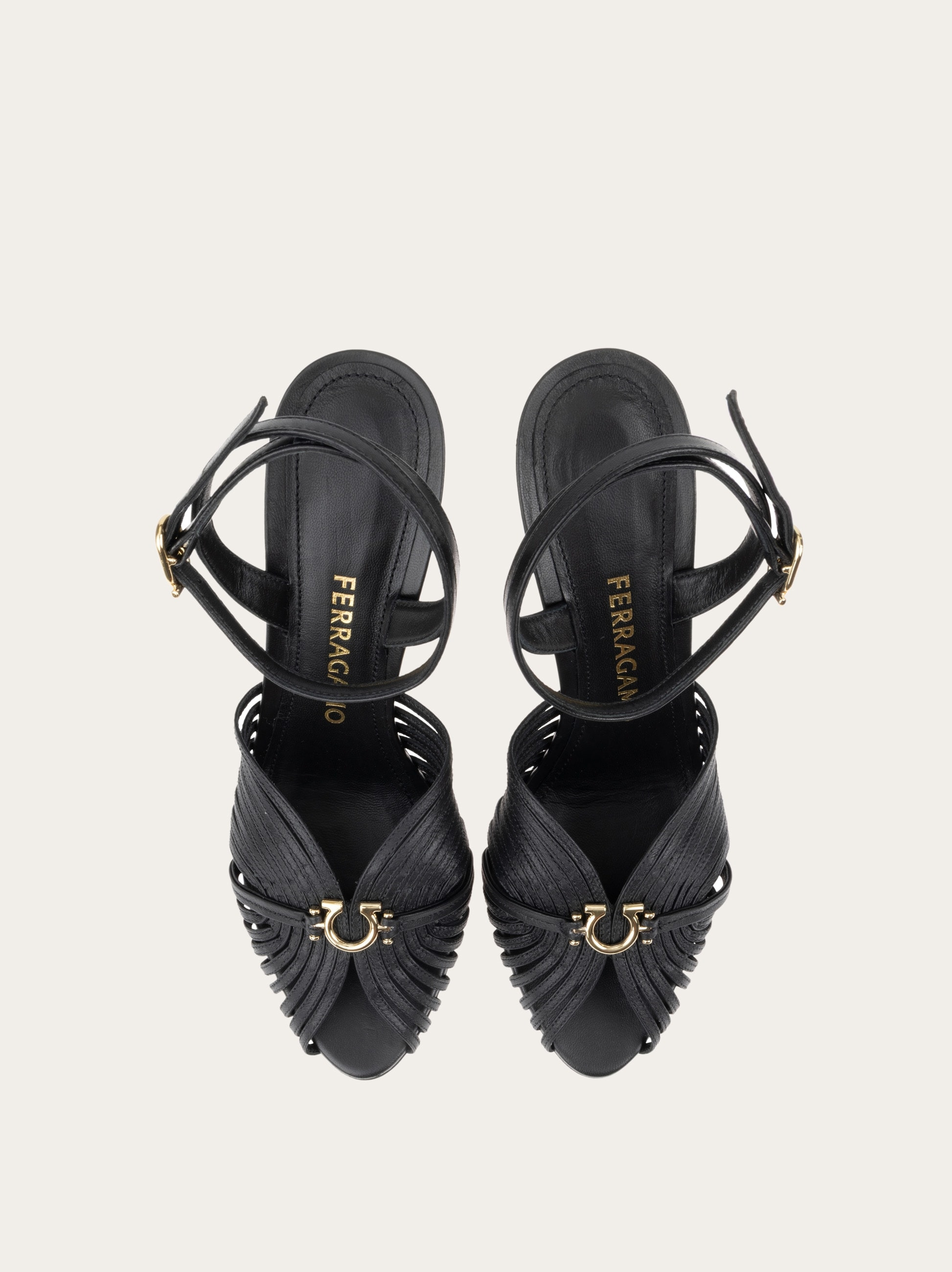 Sandal with Gancini element - 3