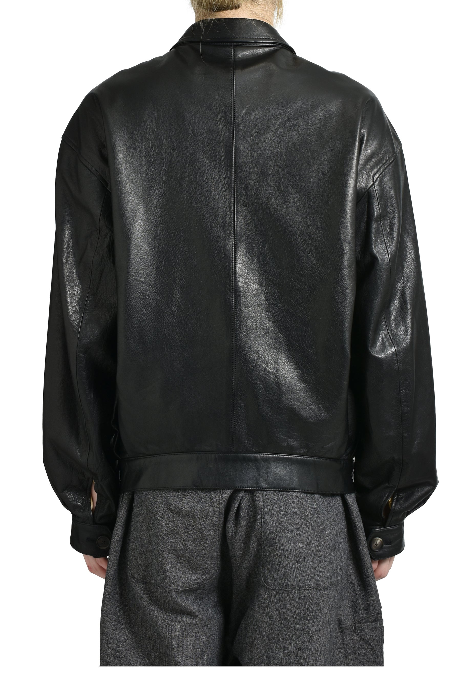 (R) / BLK - 2