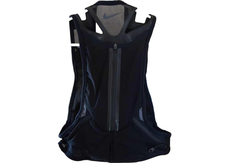 Nike Nikelab x MMW Kiger Vest Black outlook