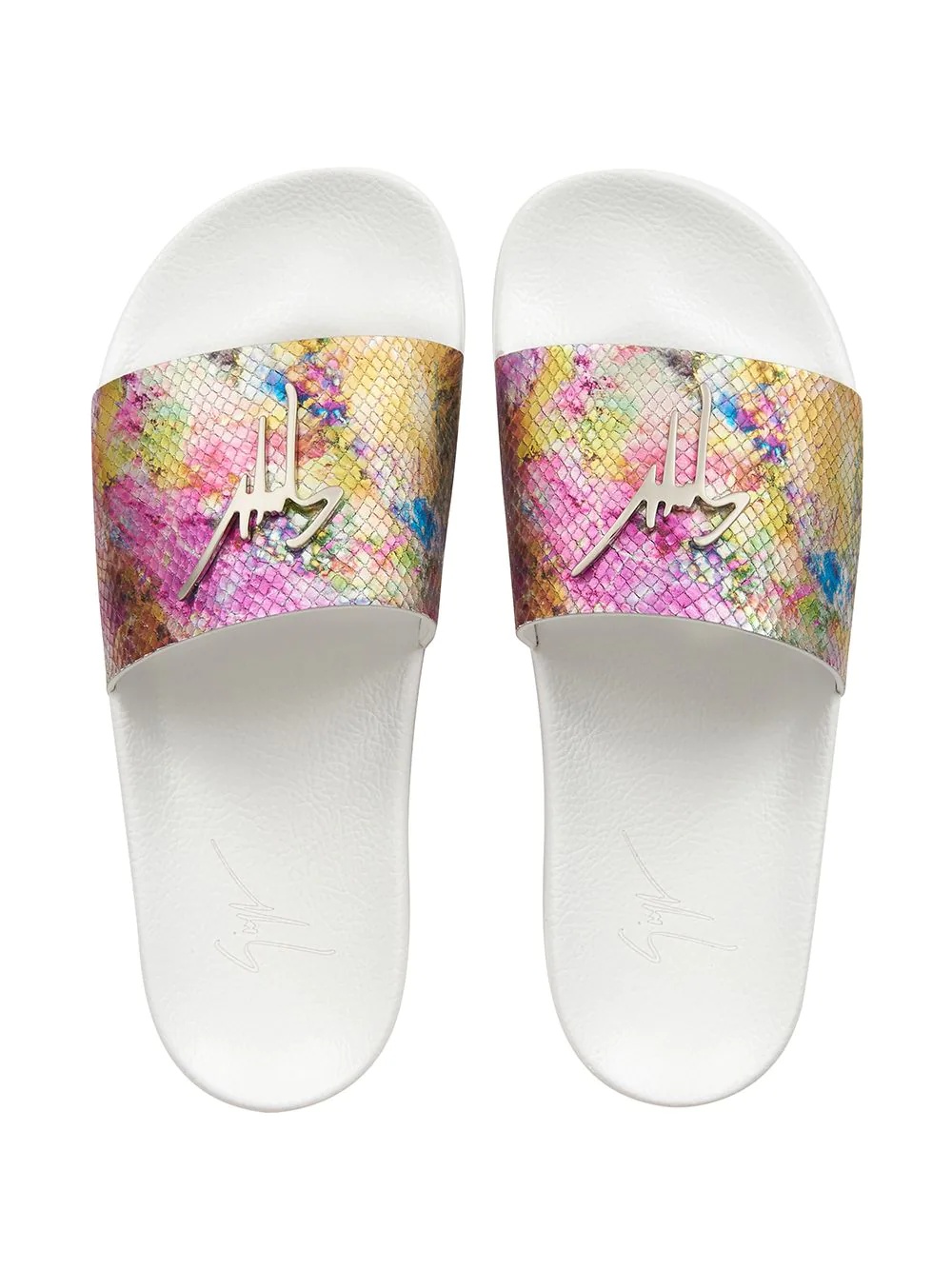 Brett signature-logo slides - 4