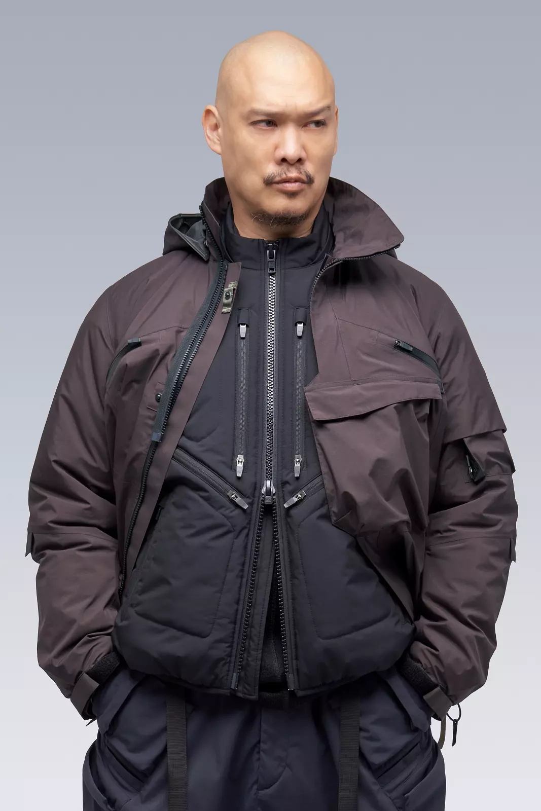 J1W-GTPL 2L Gore-Tex Paclite Plus Interops Jacket Schwarzrot