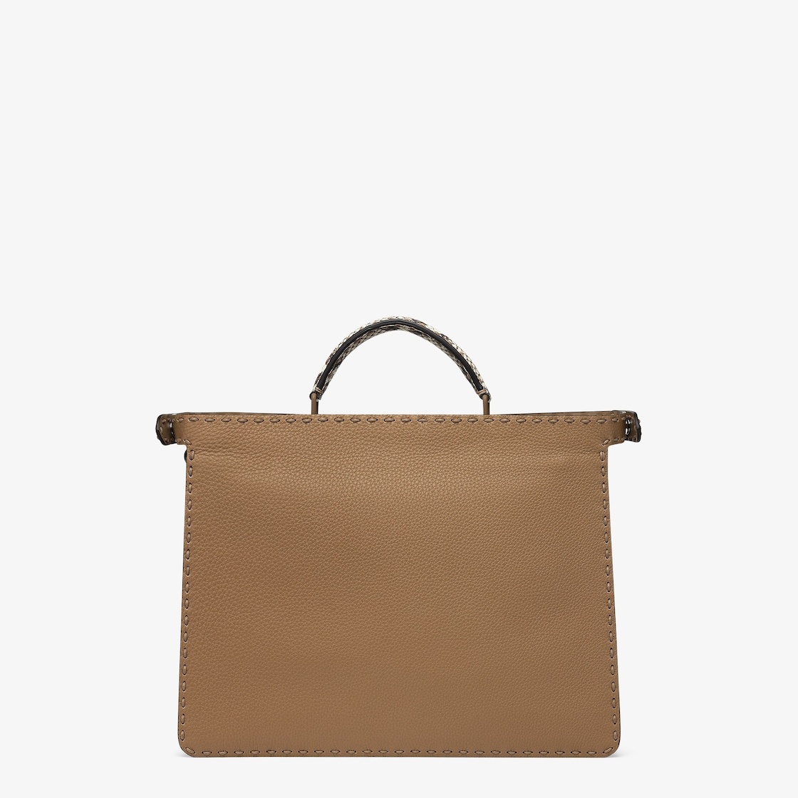 Medium Peekaboo ISeeU bag, made of beige Cuoio Romano leather finished with hand stitching. The inte - 4