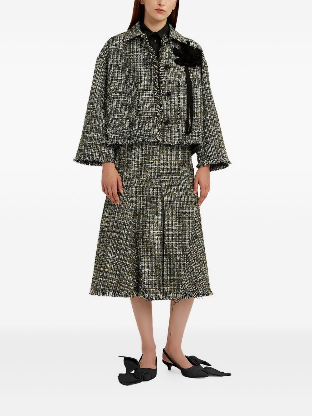 flower-embellished tweed jacket - 3