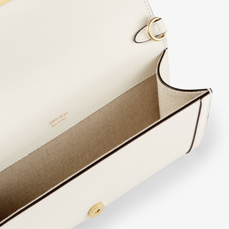 Diamond Mini Shoulder
Latte Calf Leather Mini Shoulder Bag 5