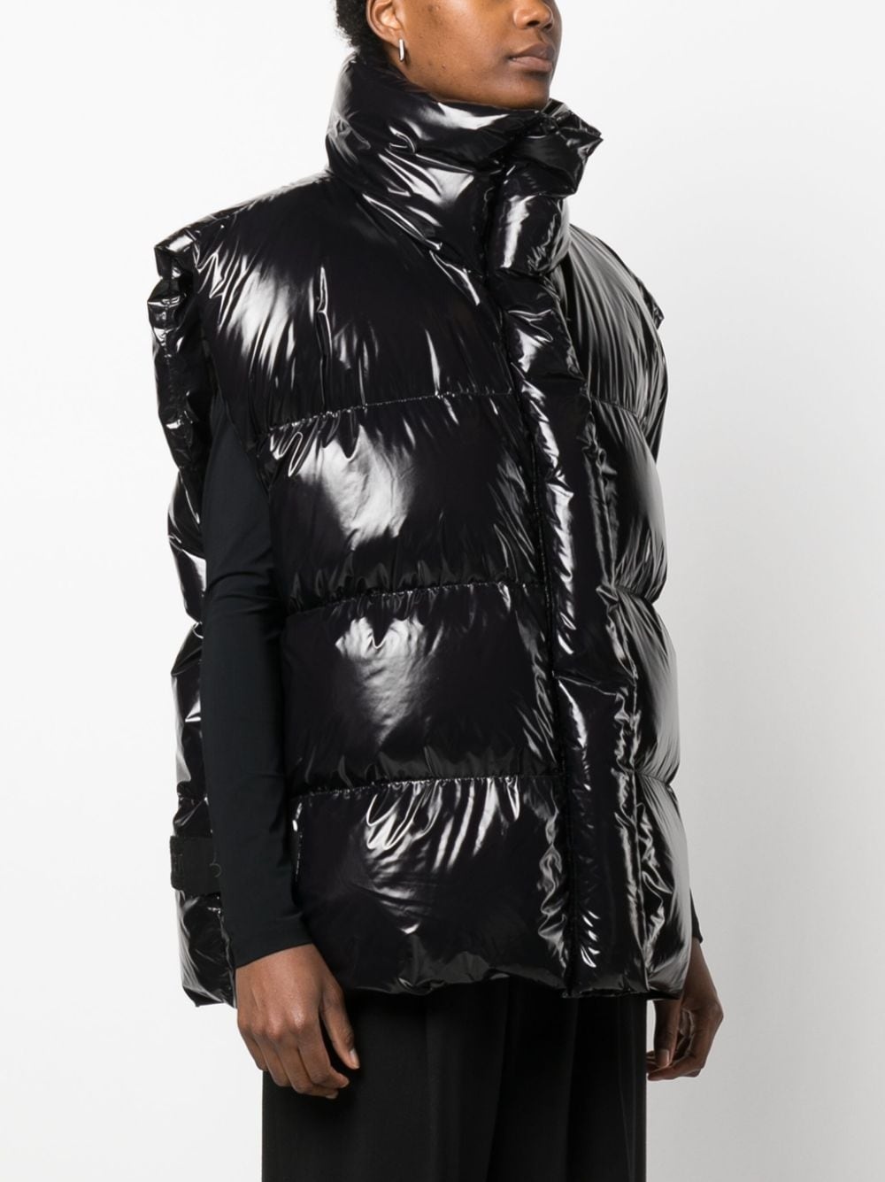 glossy padded zip-up gilet - 3