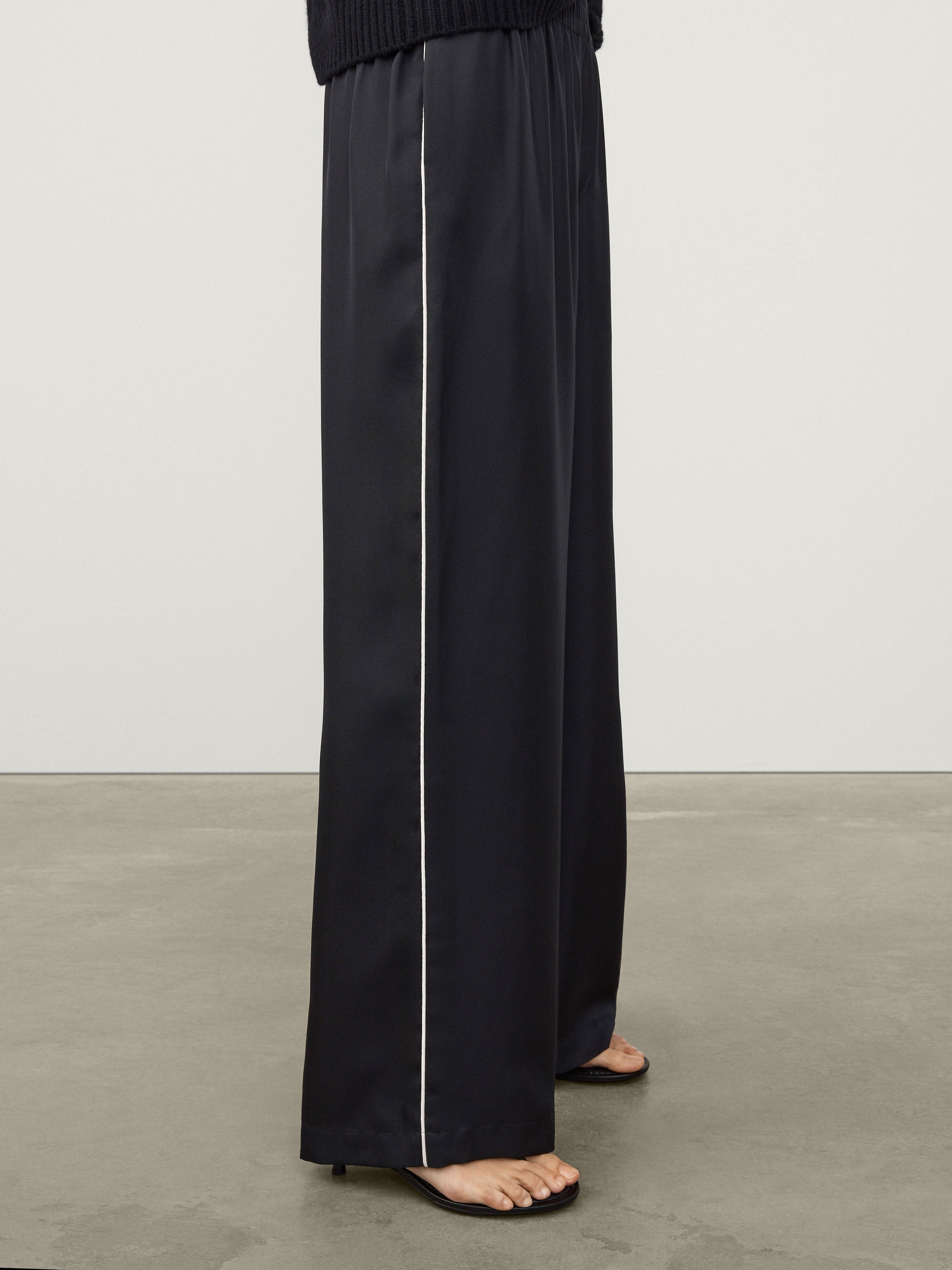 Wide Leg Trousers With Piping Detail - 6