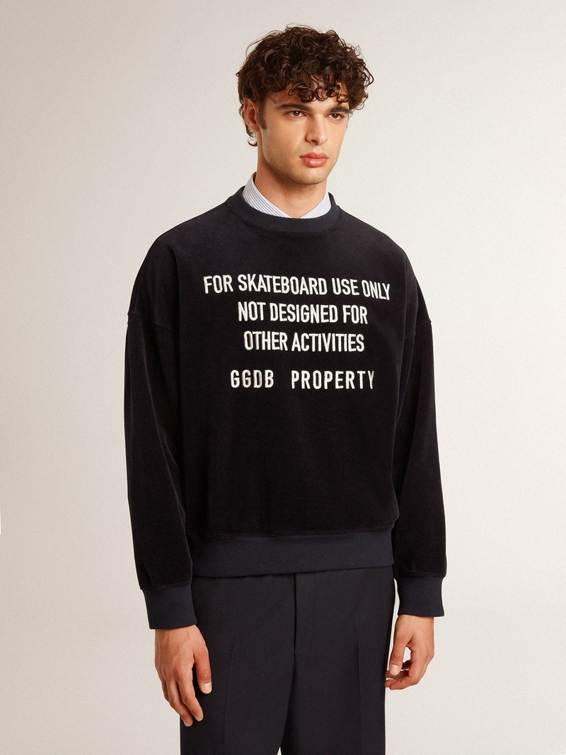 Golden Goose Black crew neck sweatshirt with embroidered lettering outlook
