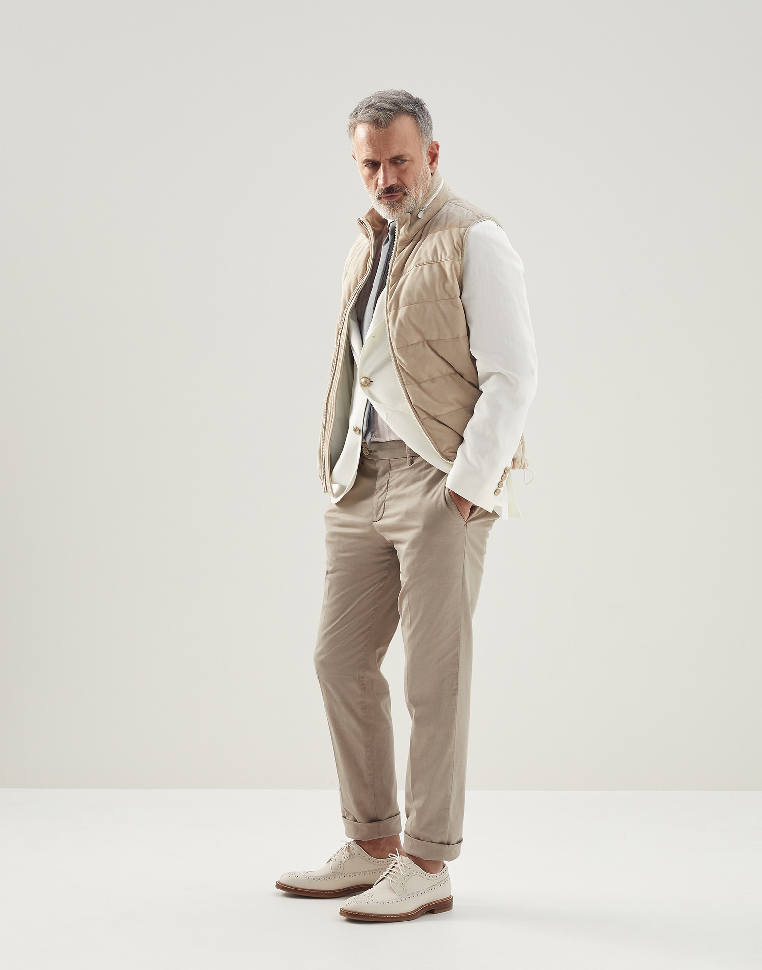 Garment-dyed Italian fit trousers in American Pima comfort cotton gabardine - 4