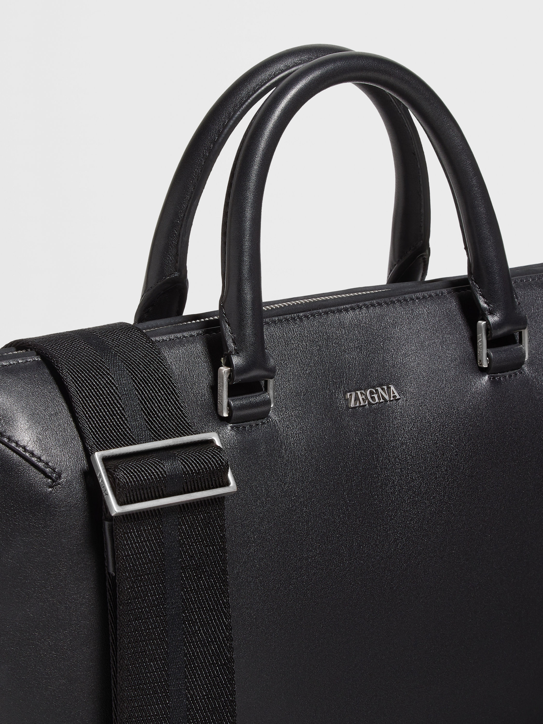 BLACK LEATHER BUSINESS BAG - 5