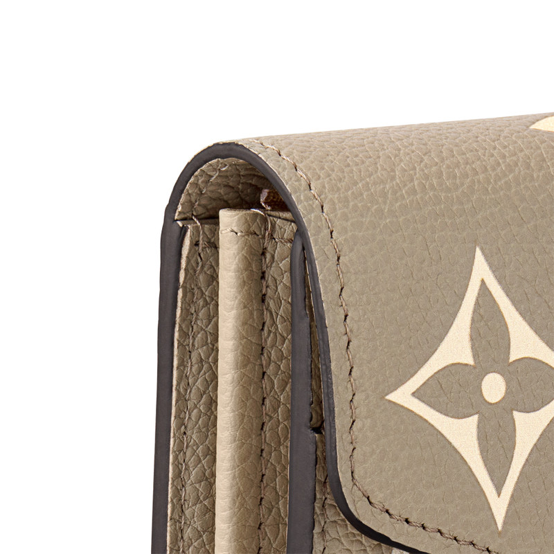 Sarah Wallet 3