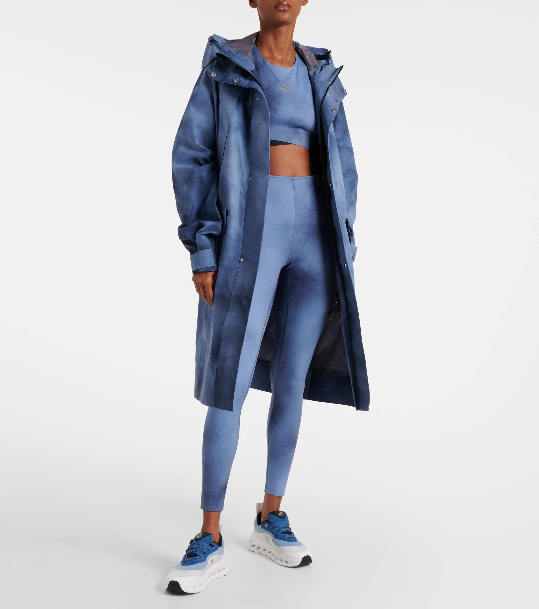 x On technical jacket - 2