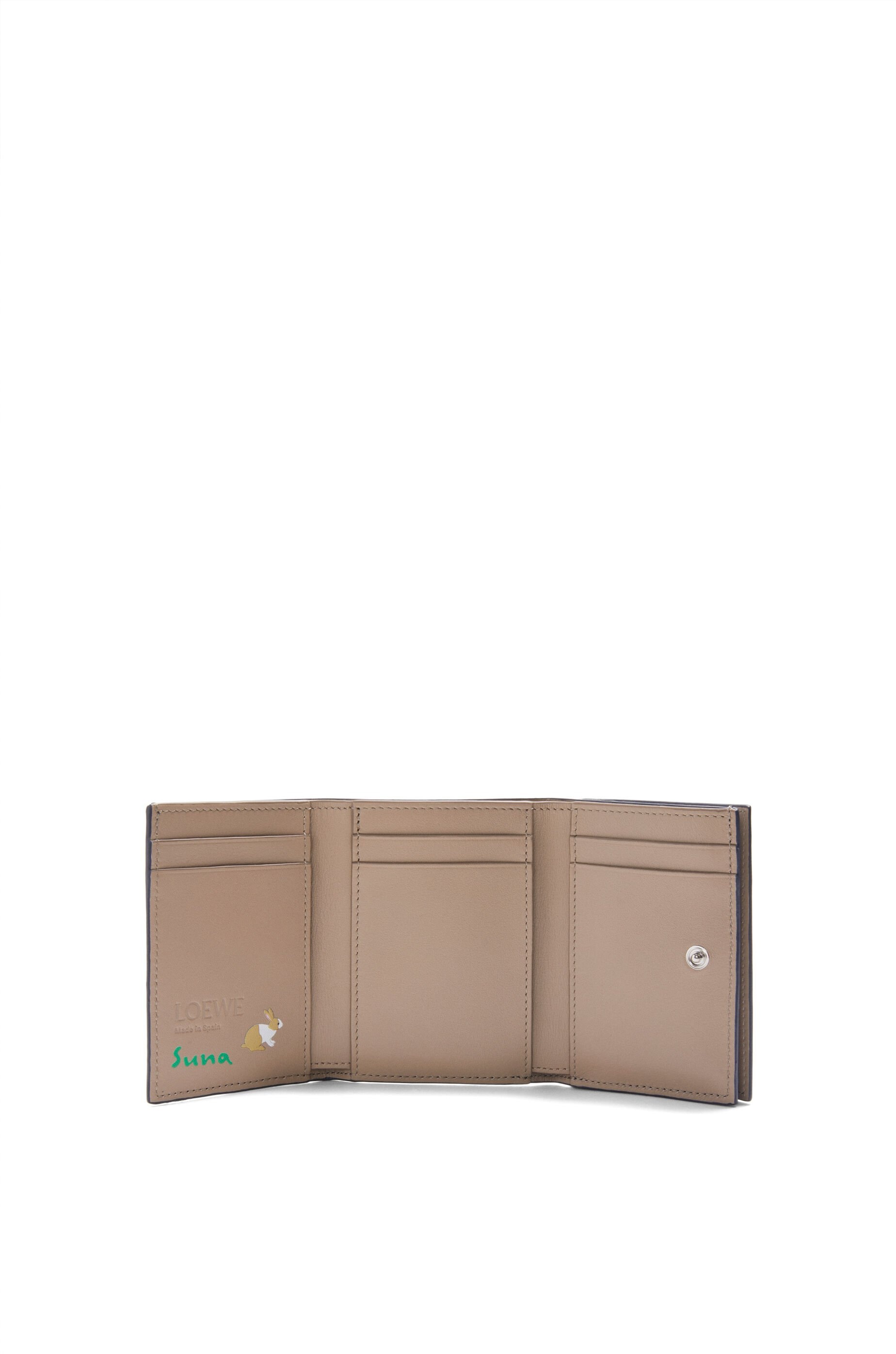 Bunny trifold wallet in nappa calfskin - 2