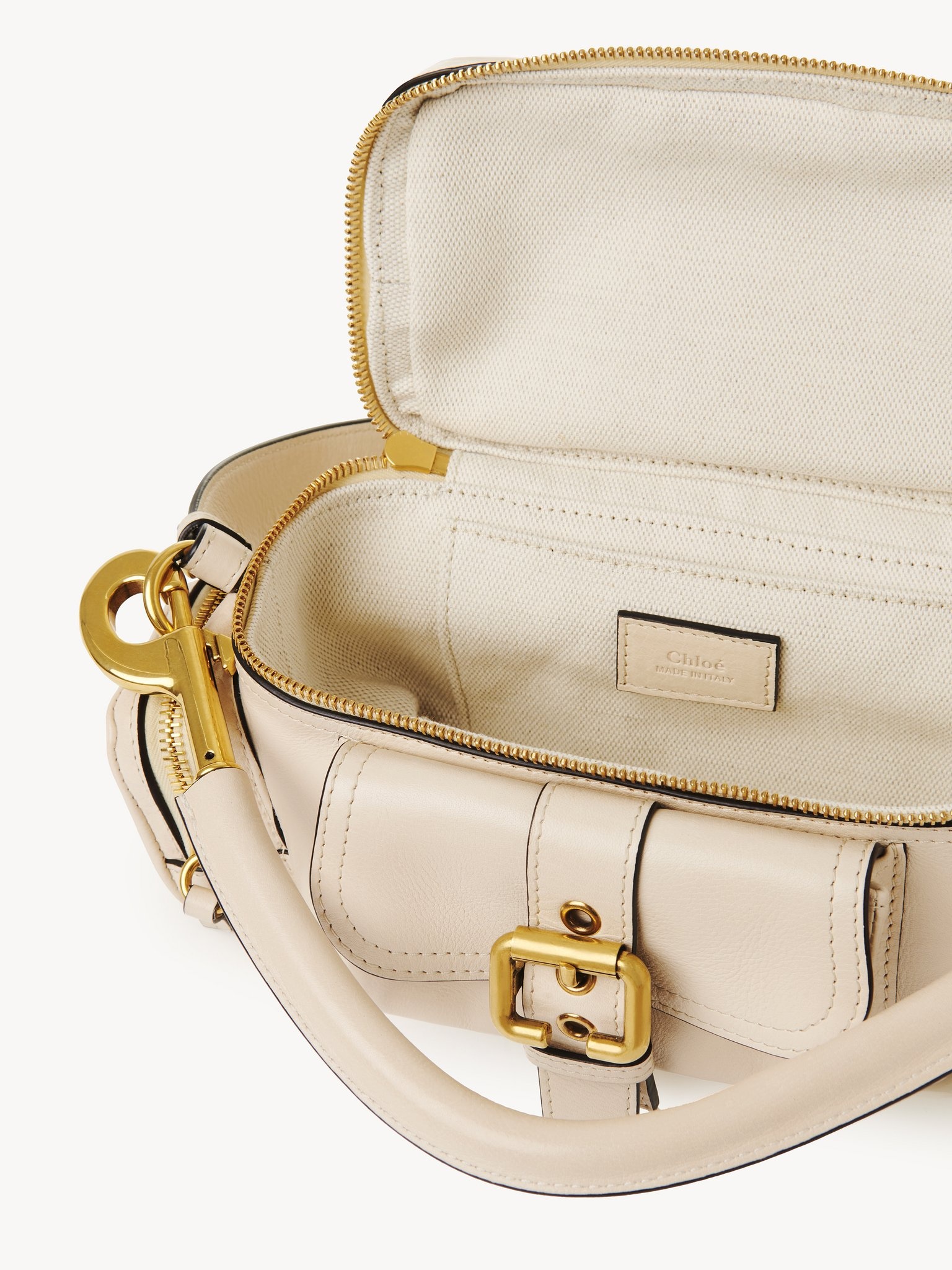 SMALL CAMERA BAG IN SOFT LEATHER - 5