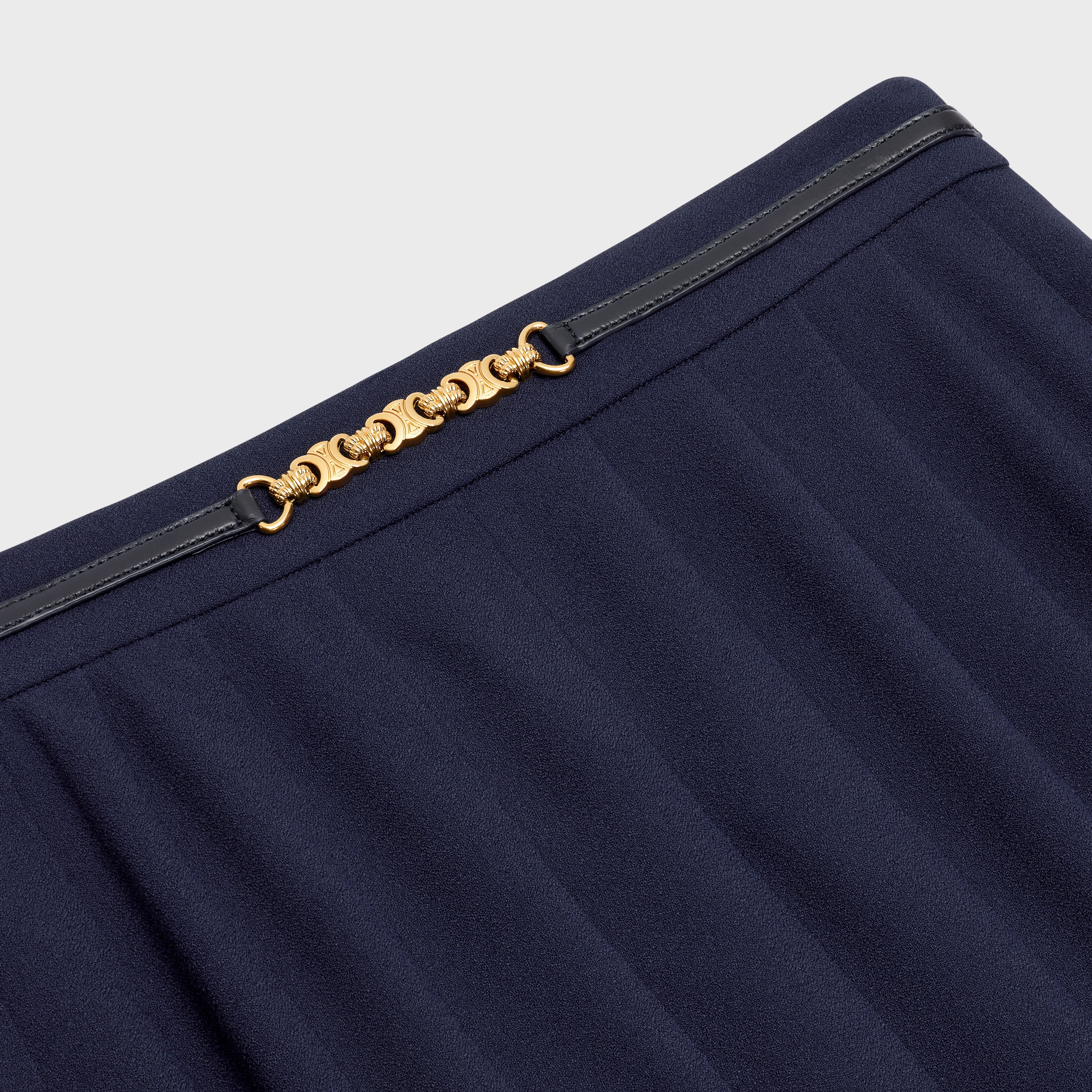 PLEATED SKIRT IN SAND CREPE - 3
