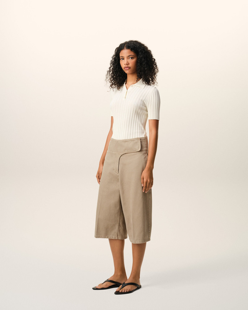 BEIGE COTTON WRAPPED BELTED BERMUDA SHORTS 6