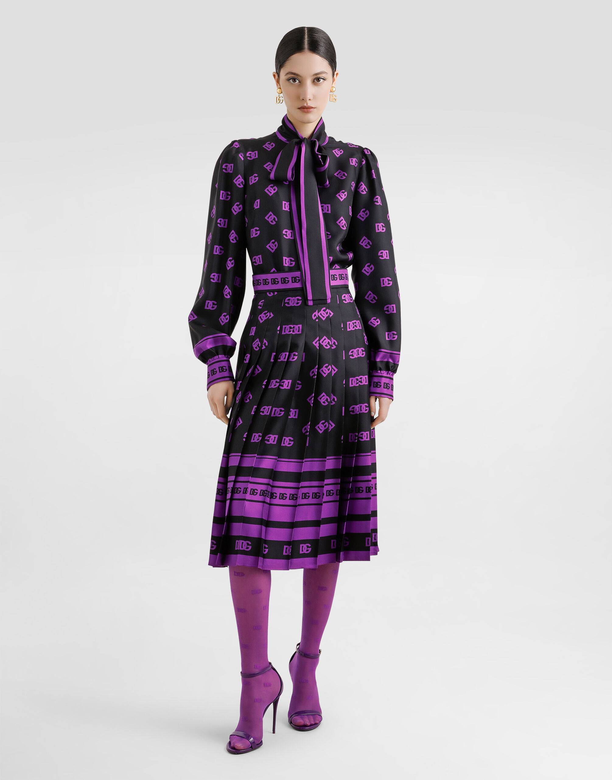 DG logo-print long pleated silk skirt - 4