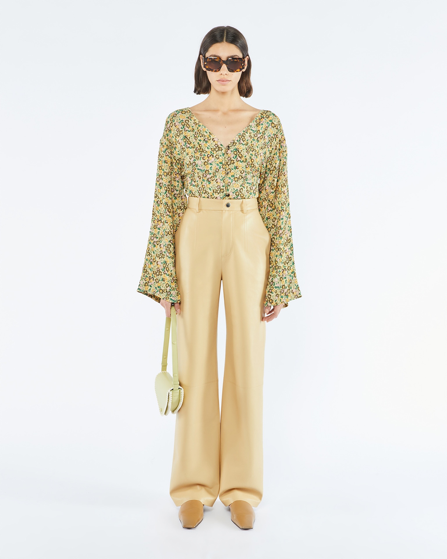 SILKE - Regenerated leather pants - Vintage creme - 3