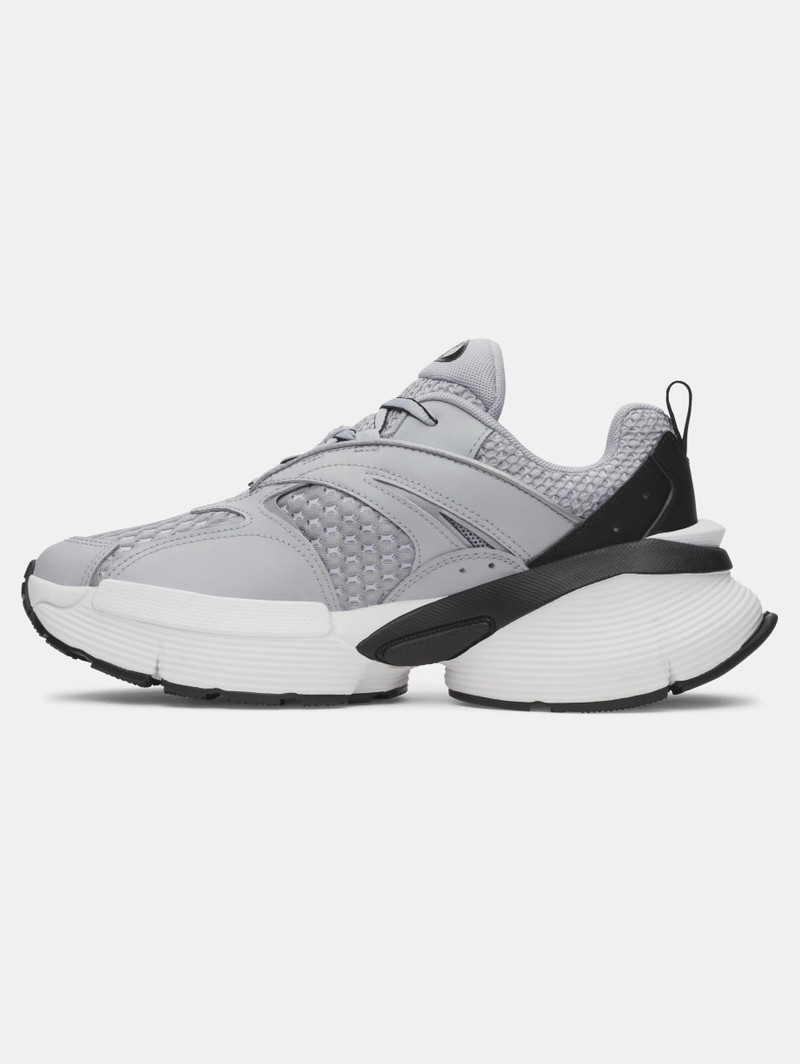 Under Armour UA Arc 96 outlook