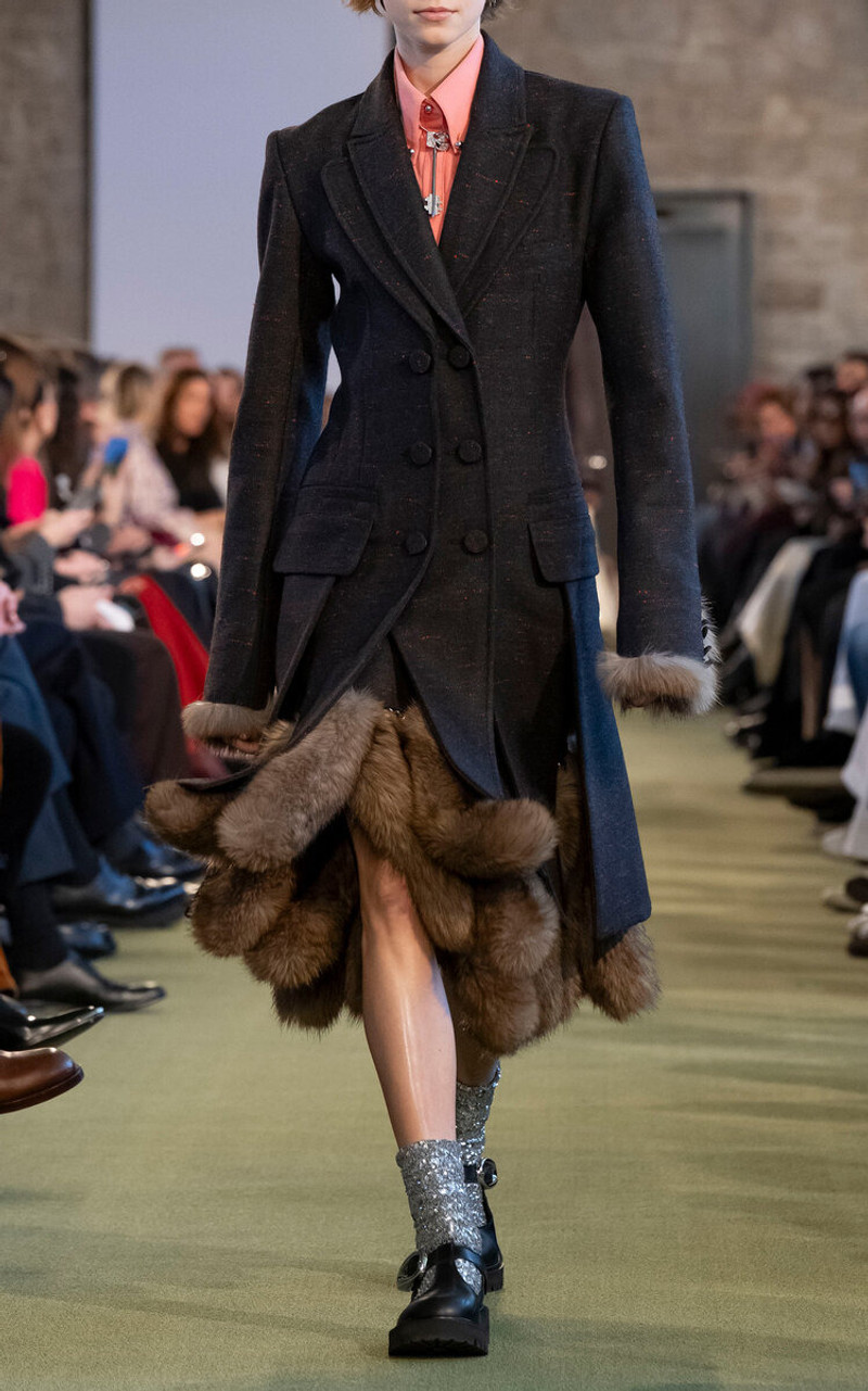 rabanne Crystal-Embellished Pendant Necklace silver outlook