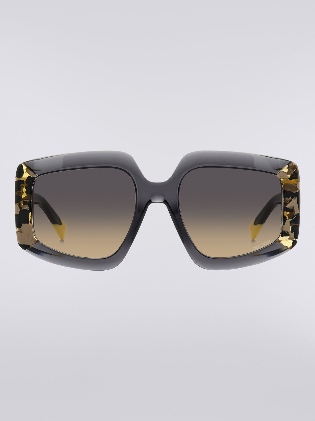 Squared sunglasses with triangle shaped metal trim - 1
