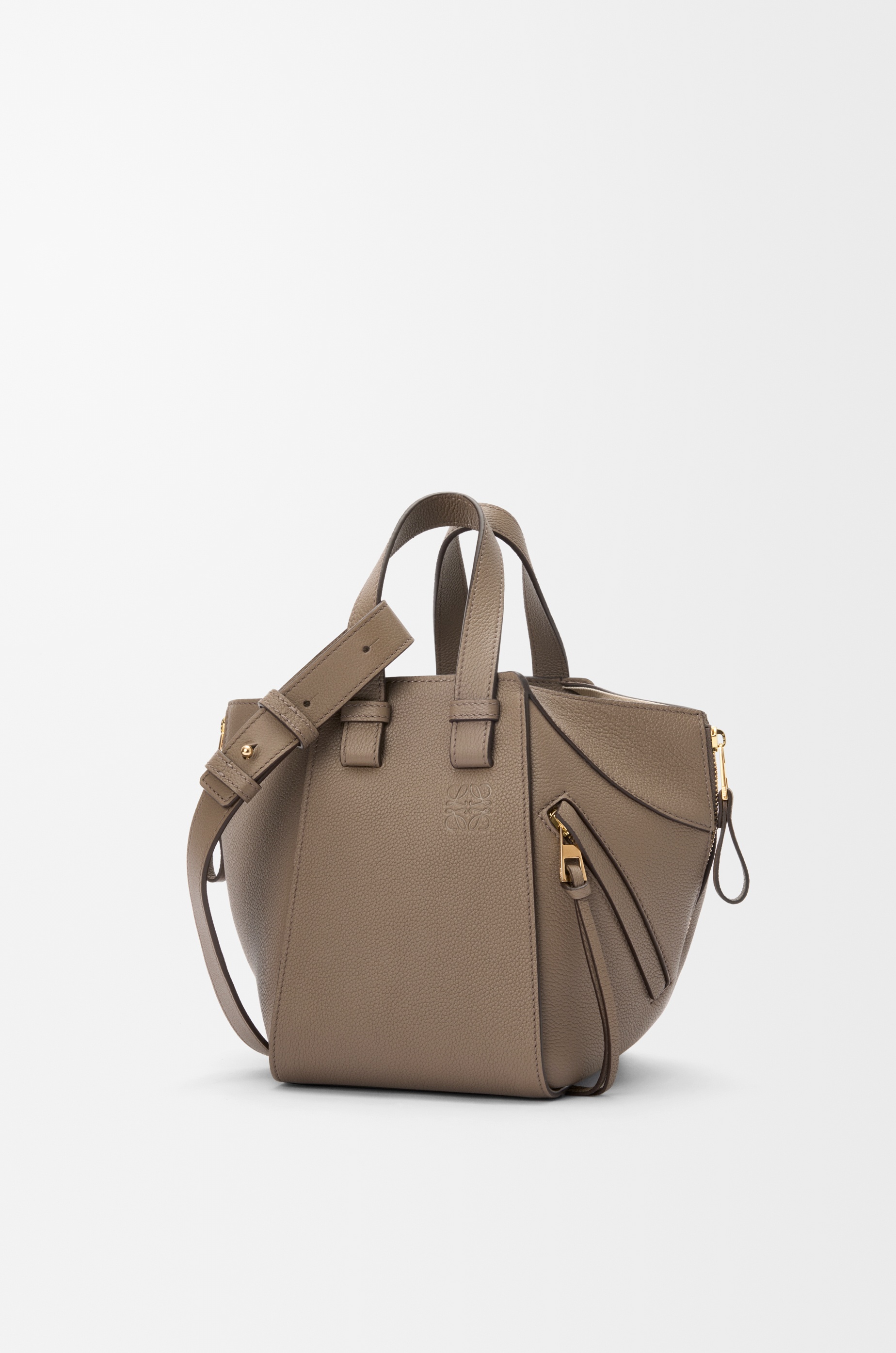 Compact Hammock bag in soft grained calfskin - 4