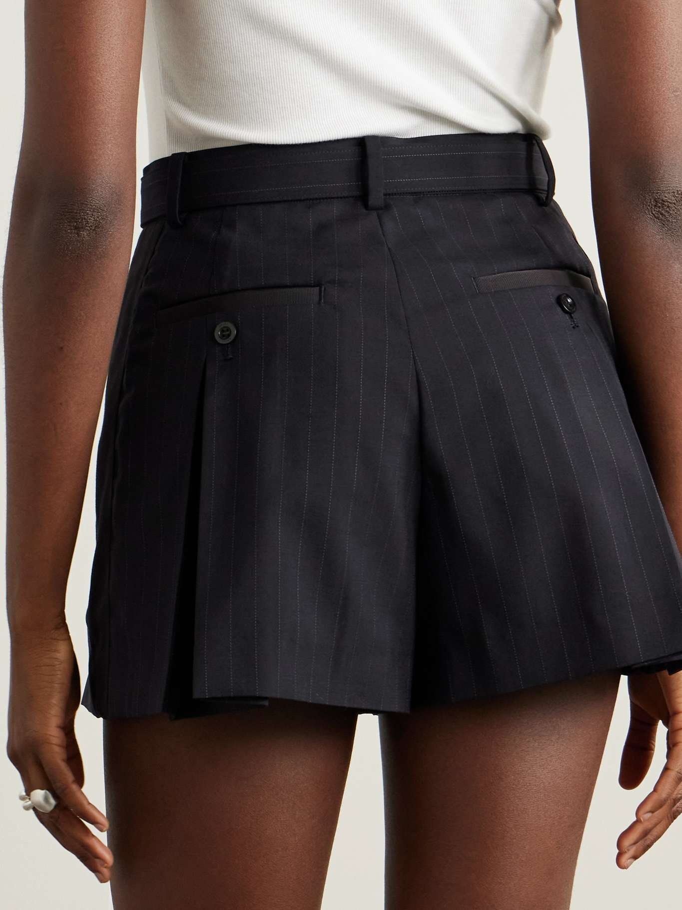 Pleated pinstriped woven shorts - 3