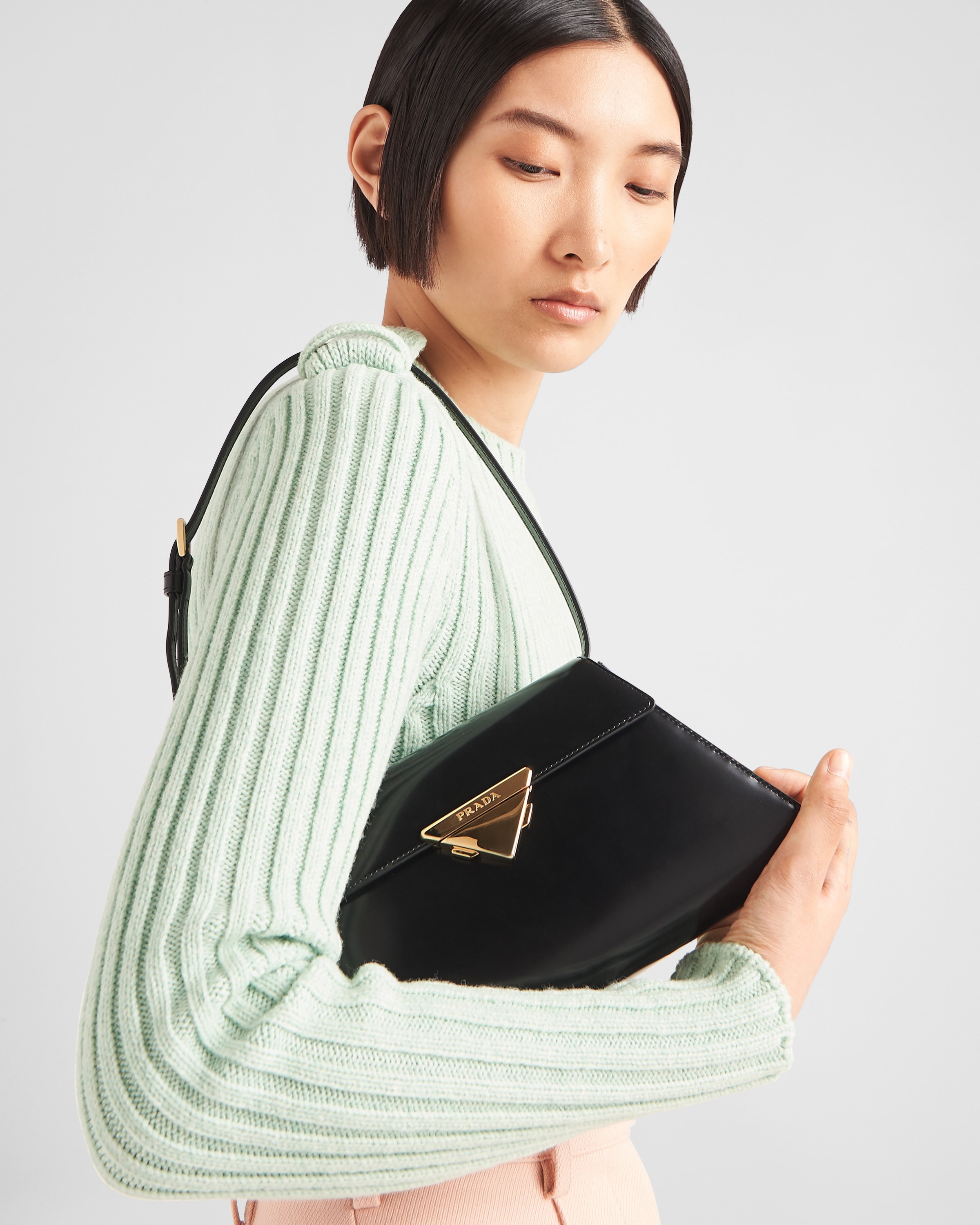 Medium brushed leather handbag - 2