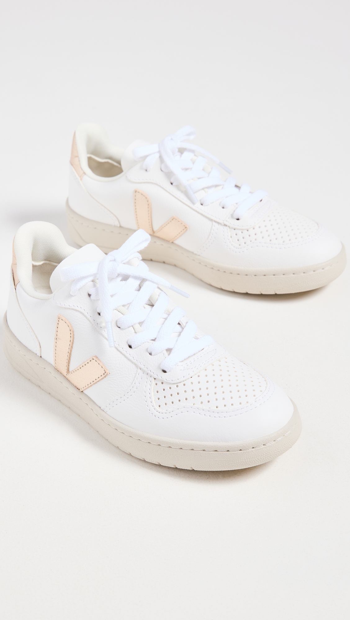 V-10 Sneakers - 3