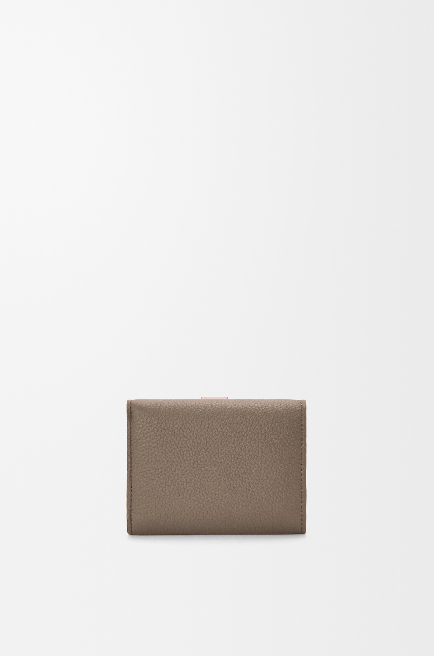Trifold wallet in soft grained calfskin - 5