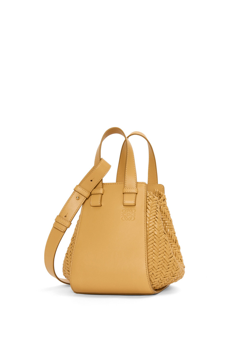 Compact Hammock bag in calfskin 1
